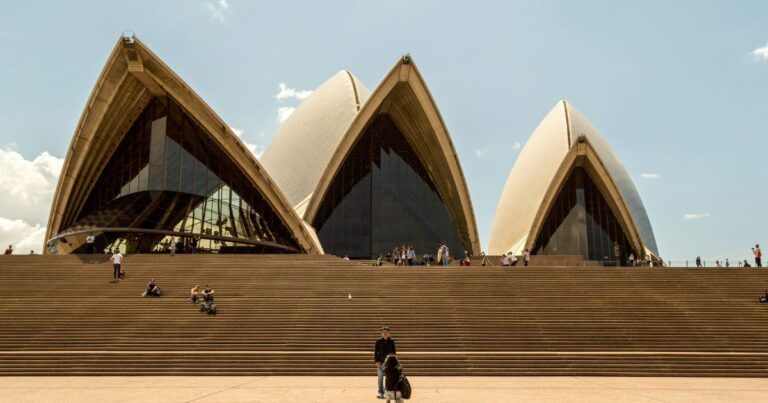 Pet Relocation to Australia: The Complete Guide